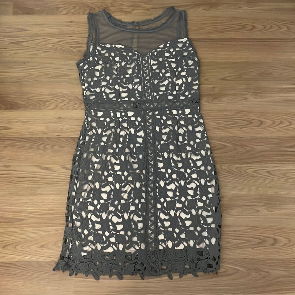 Never worn, bodycon dress!
